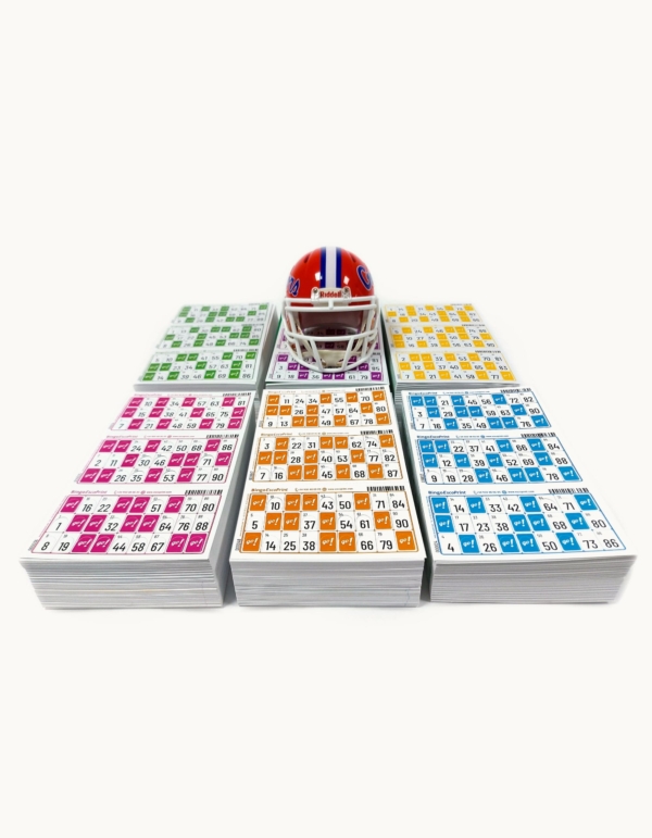 Serie de 900 cartones troquelados para bingo. Cartón de bingo — Cartabon